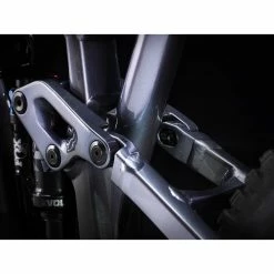 Trek FUEL EX8 GEN6 2023 12 Trek FUEL EX8 GEN6 2023 -Vélos Soldes Magasin TREK fuel ex8 gen6 2023 1